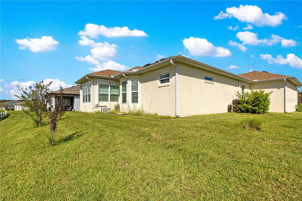 For Sale: $429,900 (3 beds, 2 baths, 1955 Square Feet)