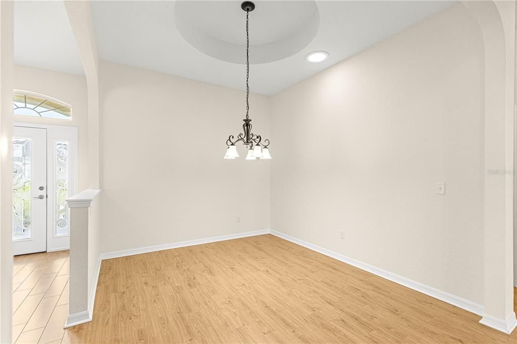 For Sale: $429,900 (3 beds, 2 baths, 1955 Square Feet)