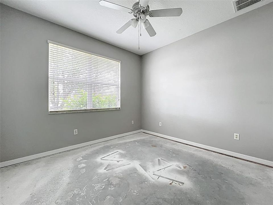 Active With Contract: $289,000 (4 beds, 3 baths, 2169 Square Feet)