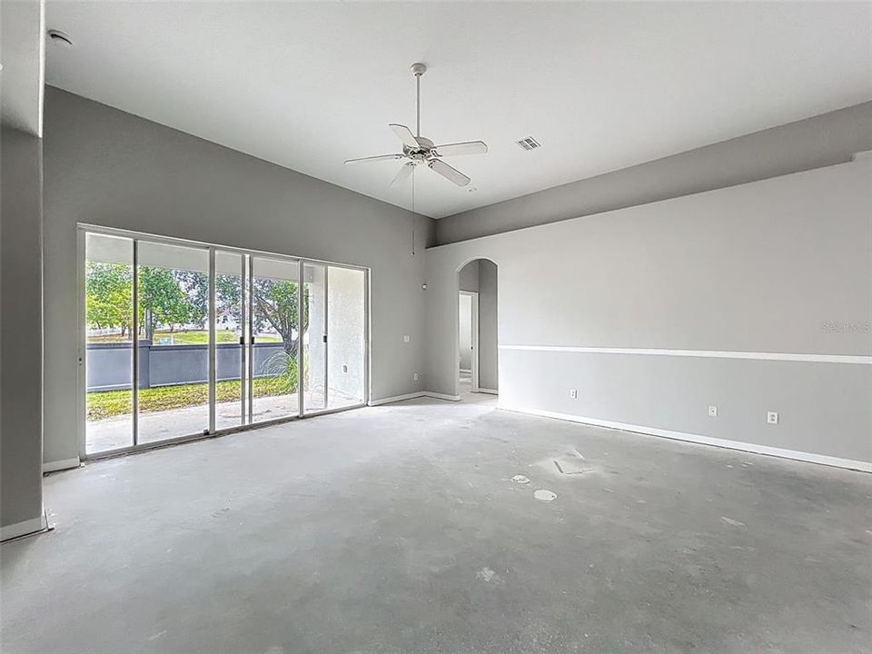 Active With Contract: $289,000 (4 beds, 3 baths, 2169 Square Feet)