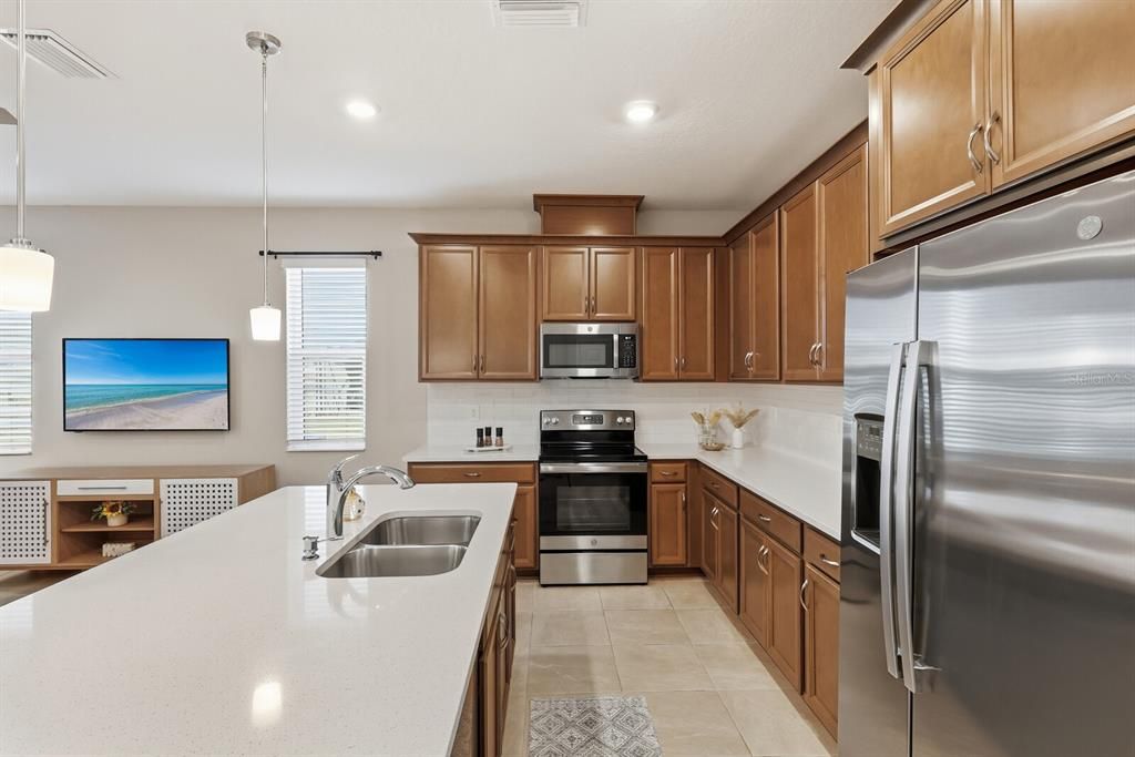 For Sale: $535,000 (3 beds, 2 baths, 1912 Square Feet)