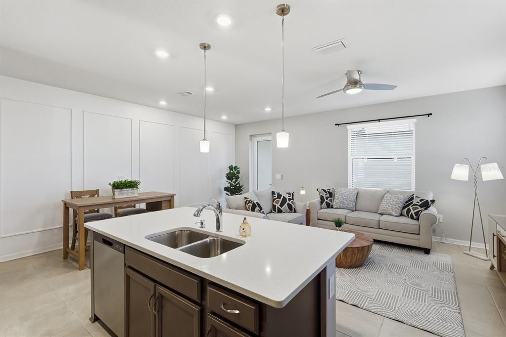 For Sale: $535,000 (3 beds, 2 baths, 1912 Square Feet)