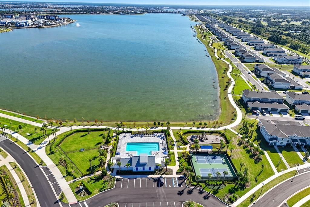 For Sale: $535,000 (3 beds, 2 baths, 1912 Square Feet)