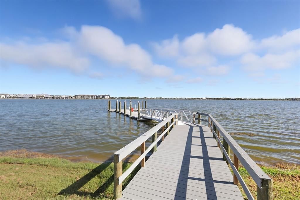 For Sale: $535,000 (3 beds, 2 baths, 1912 Square Feet)