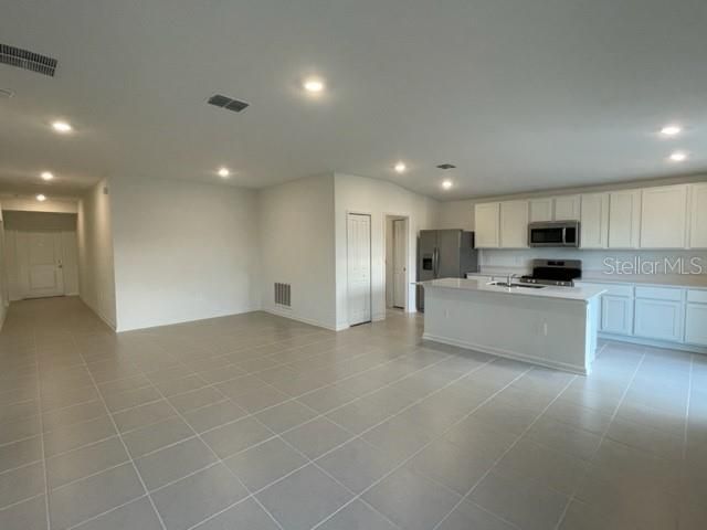 En Renta: $1,795 (3 camas, 2 baños, 1487 Pies cuadrados)