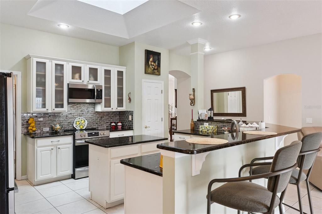 Active With Contract: $659,900 (3 beds, 2 baths, 2357 Square Feet)