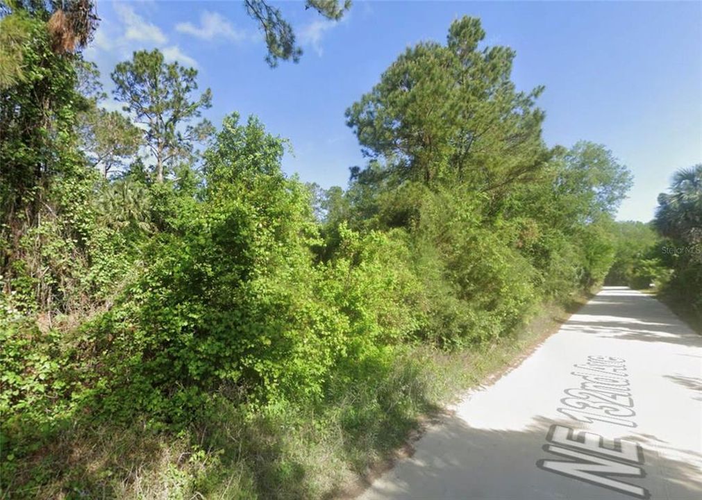 待售: $12,000 (0.21 acres)