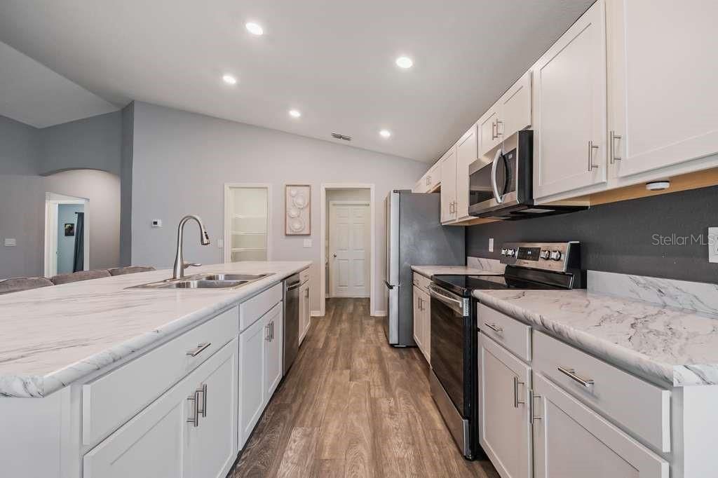 For Sale: $290,000 (4 beds, 2 baths, 1730 Square Feet)