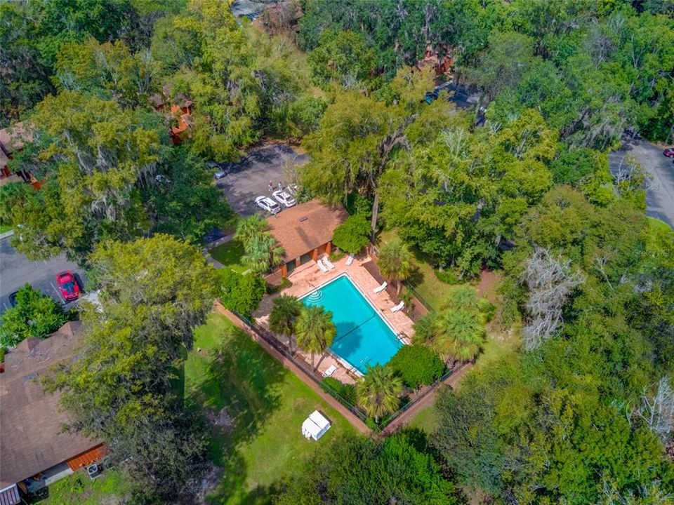 Active With Contract: $195,000 (3 beds, 3 baths, 1370 Square Feet)