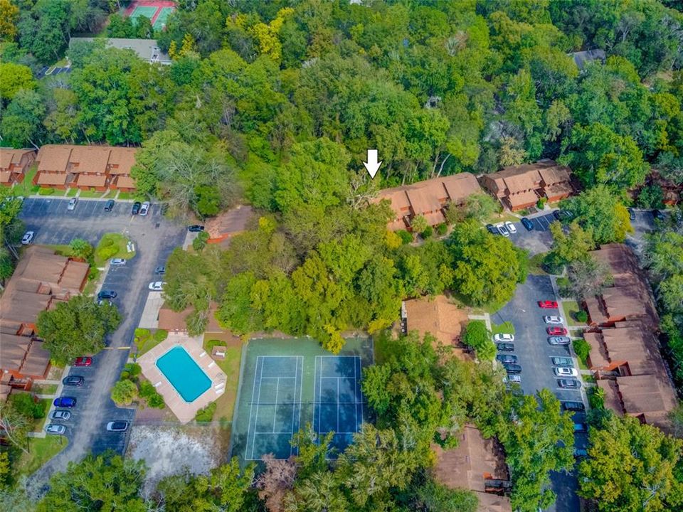 Active With Contract: $195,000 (3 beds, 3 baths, 1370 Square Feet)