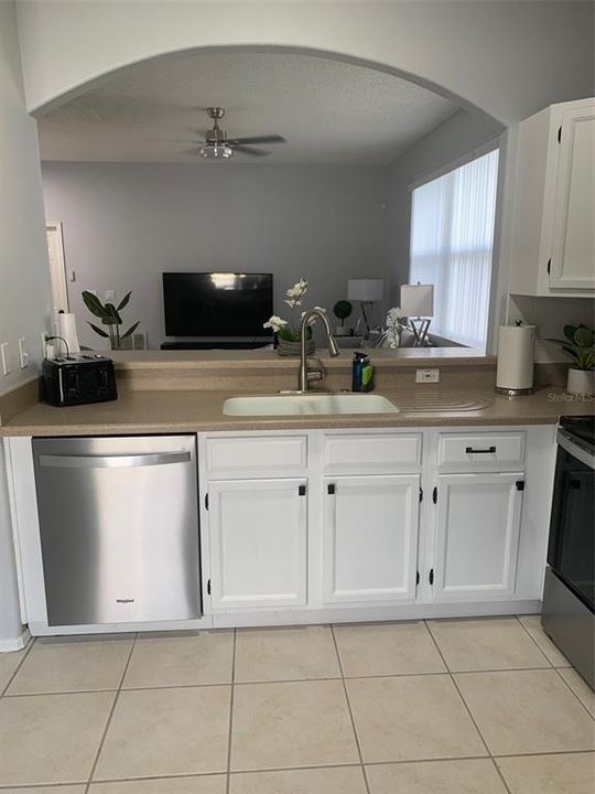 出租: $2,650 (3 贝兹, 2 浴室, 1229 平方英尺)