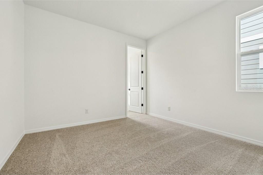 Под контрактом: $594,990 (3 спален, 2 ванн, 1791 Квадратных фут)