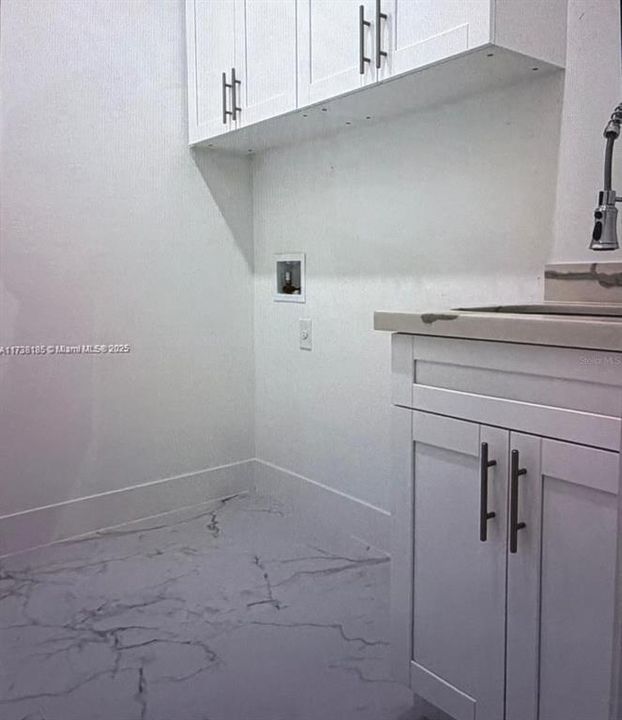 For Sale: $450,000 (4 beds, 3 baths, 2016 Square Feet)