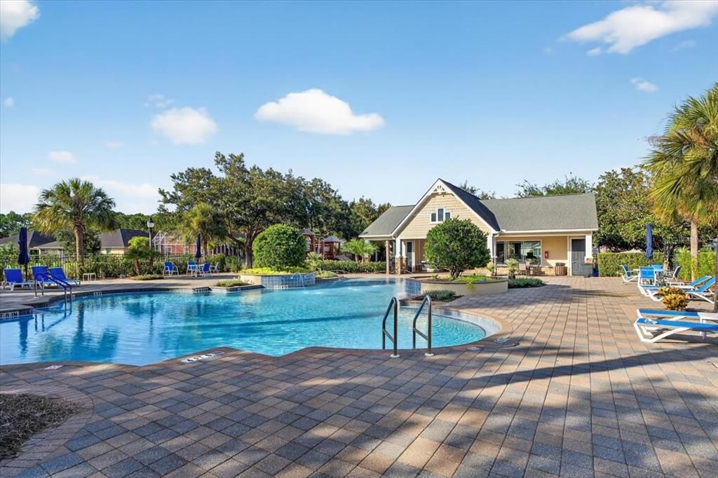 На продажу: $649,900 (5 спален, 3 ванн, 3430 Квадратных фут)