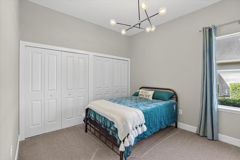 На продажу: $649,900 (5 спален, 3 ванн, 3430 Квадратных фут)