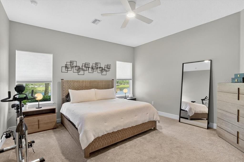 На продажу: $649,900 (5 спален, 3 ванн, 3430 Квадратных фут)