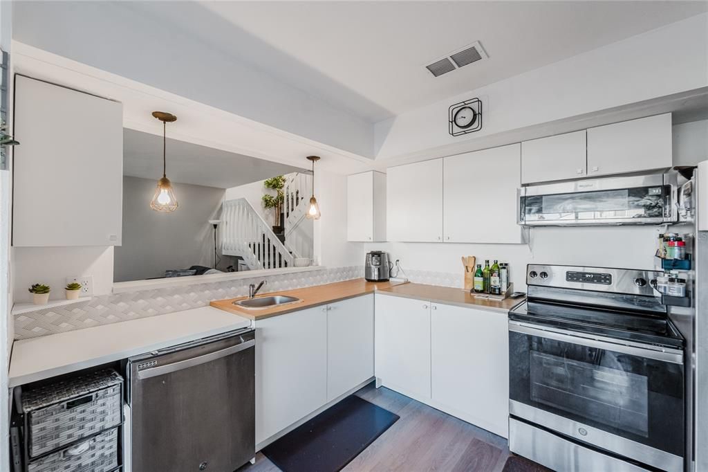 En Venta: $194,990 (2 camas, 1 baños, 1061 Pies cuadrados)