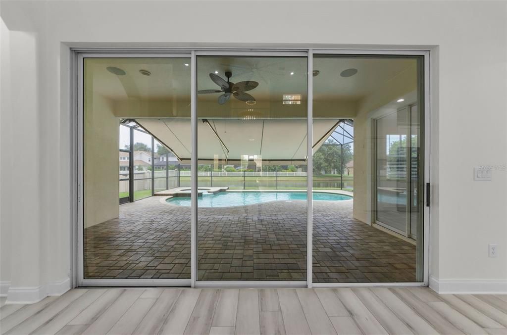 En Renta: $4,495 (4 camas, 3 baños, 3301 Pies cuadrados)