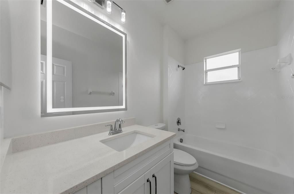 En Renta: $4,495 (4 camas, 3 baños, 3301 Pies cuadrados)