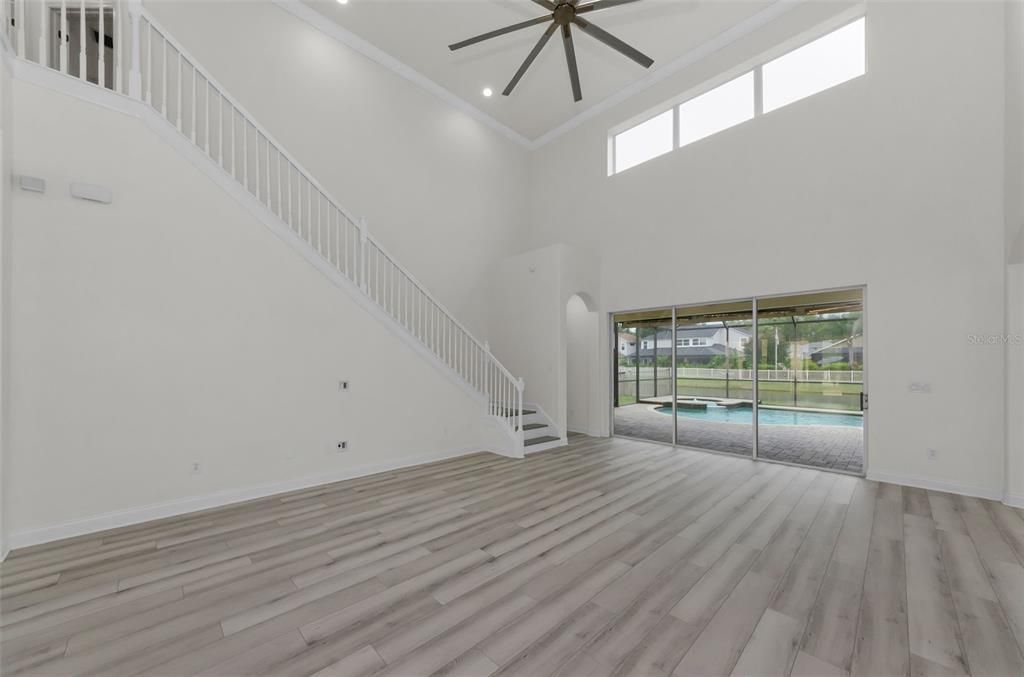 En Renta: $4,495 (4 camas, 3 baños, 3301 Pies cuadrados)