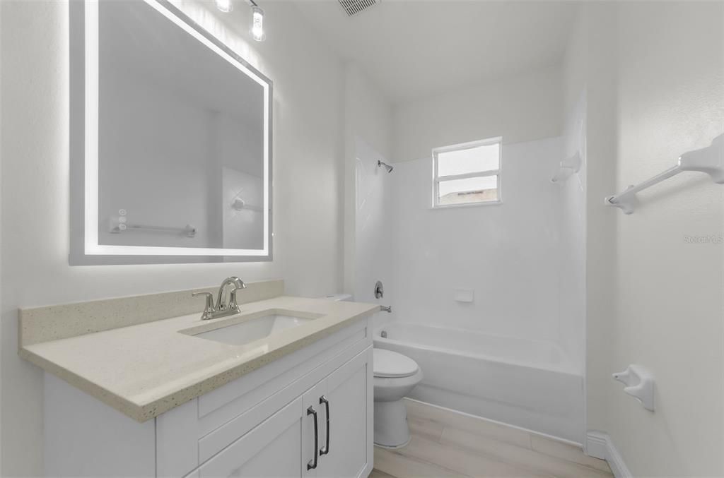 En Renta: $4,495 (4 camas, 3 baños, 3301 Pies cuadrados)