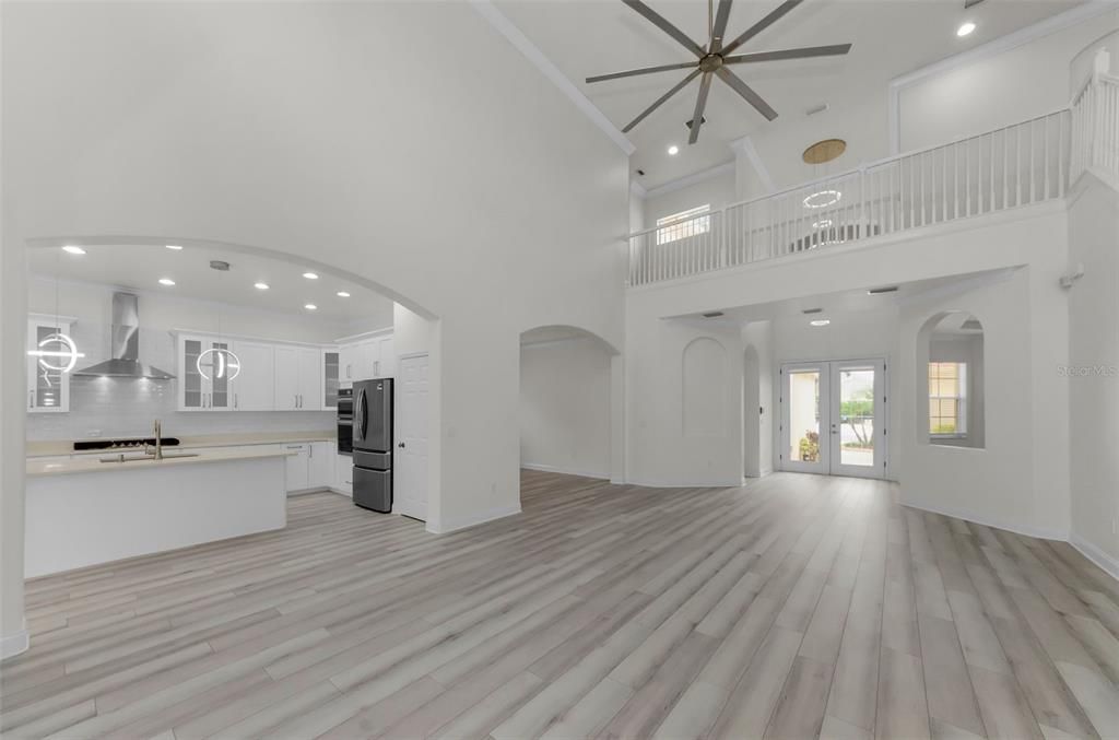 En Renta: $4,495 (4 camas, 3 baños, 3301 Pies cuadrados)