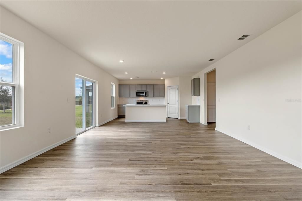For Sale: $481,990 (4 beds, 2 baths, 2408 Square Feet)