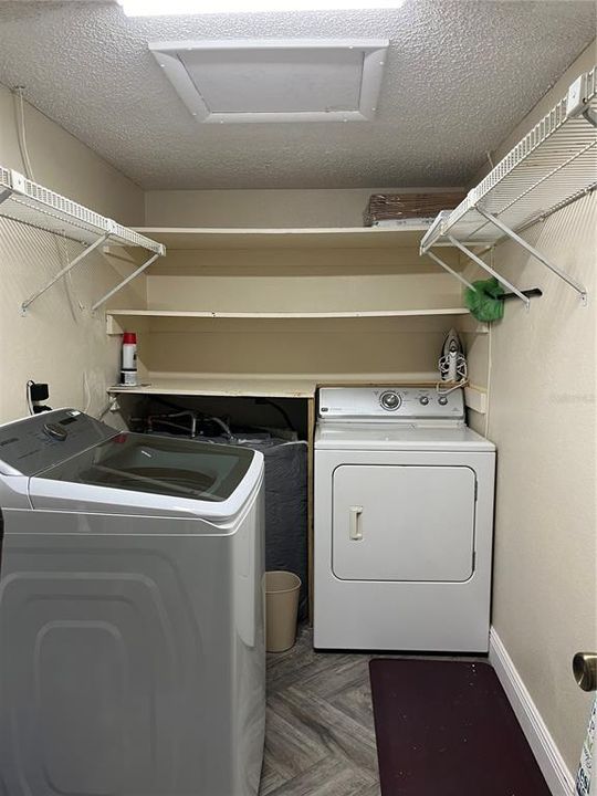 Activo con contrato: $3,000 (3 camas, 2 baños, 1200 Pies cuadrados)