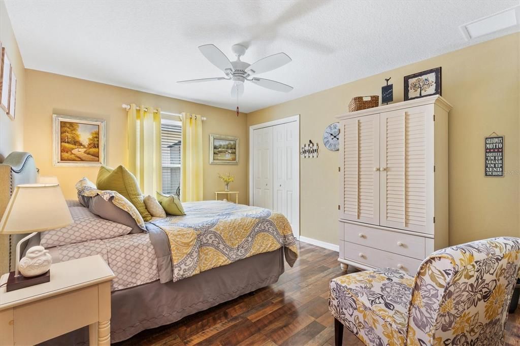 Active With Contract: $489,900 (3 beds, 2 baths, 1695 Square Feet)