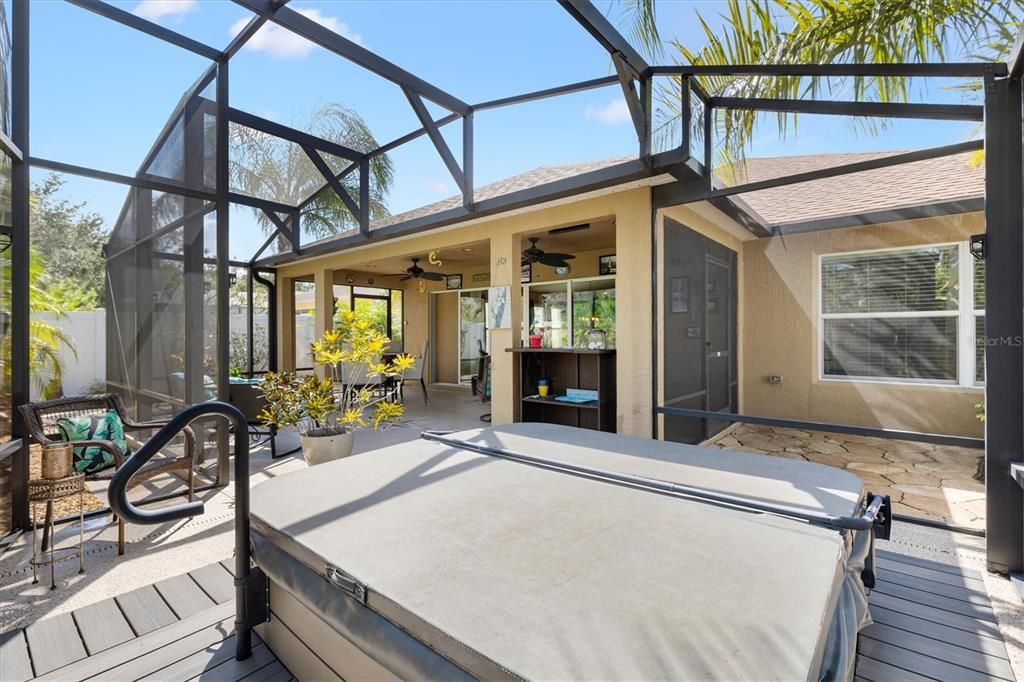 Active With Contract: $489,900 (3 beds, 2 baths, 1695 Square Feet)