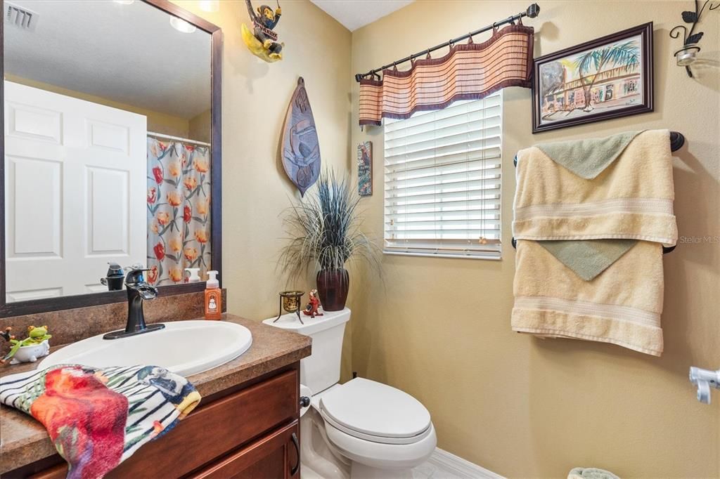 Active With Contract: $489,900 (3 beds, 2 baths, 1695 Square Feet)