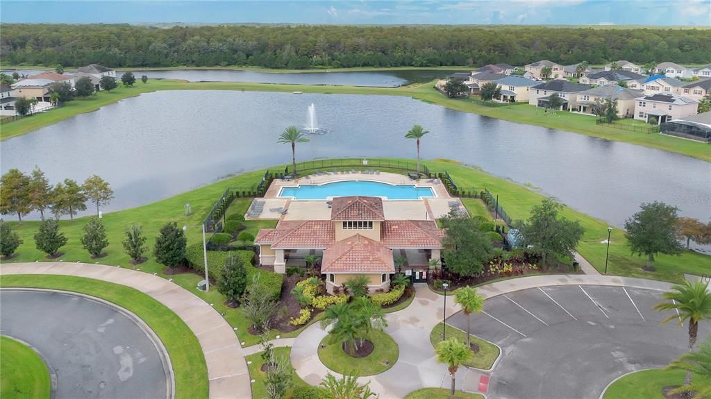 合同活跃: $509,900 (4 贝兹, 2 浴室, 2328 平方英尺)