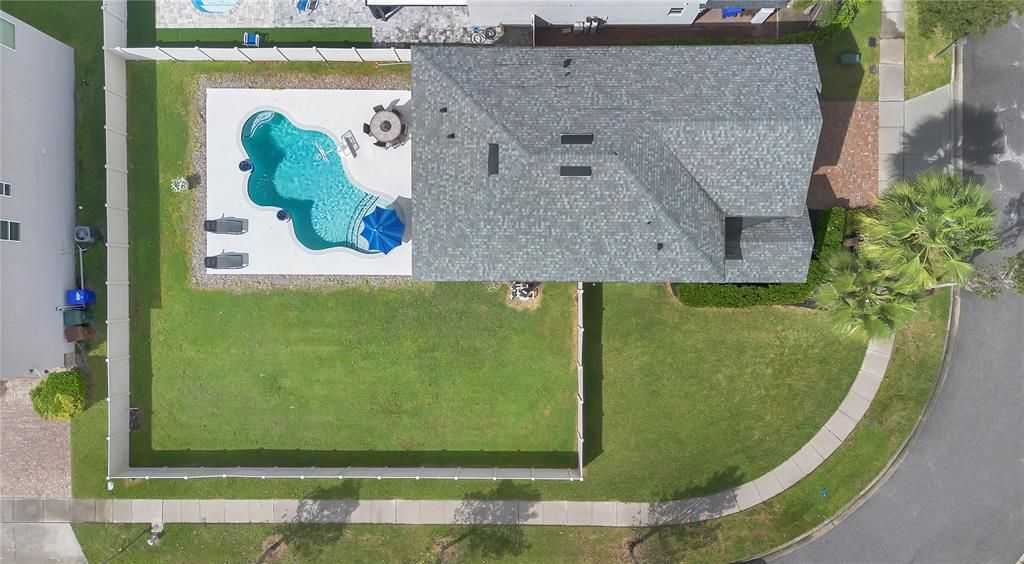 合同活跃: $509,900 (4 贝兹, 2 浴室, 2328 平方英尺)