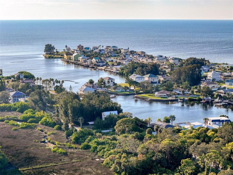 待售: $57,900 (0.14 acres)