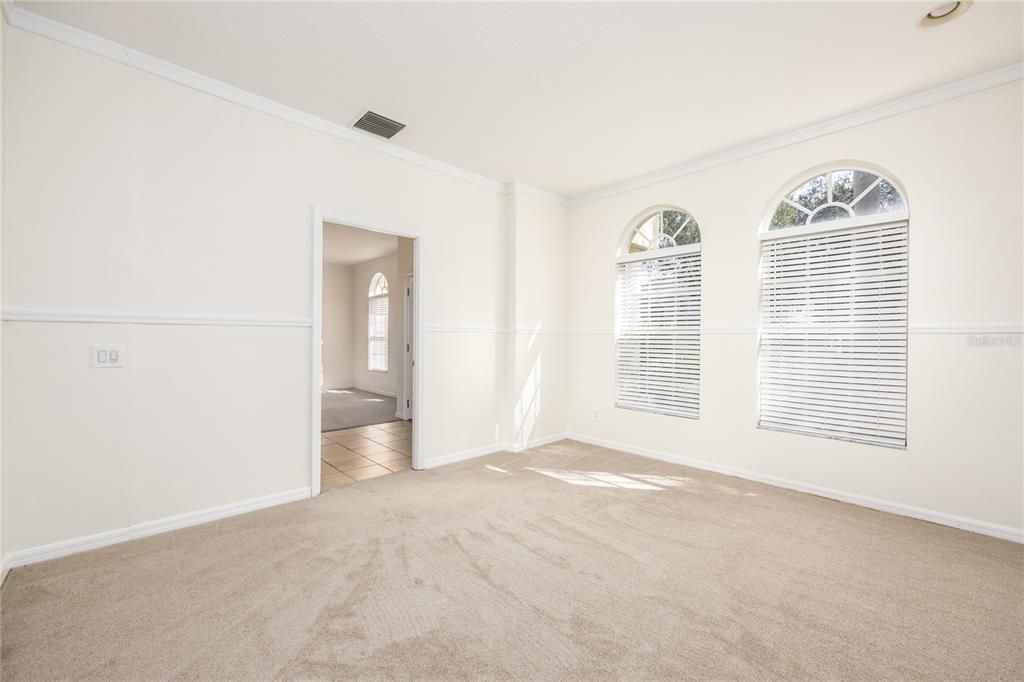 En Venta: $550,000 (4 camas, 3 baños, 2646 Pies cuadrados)