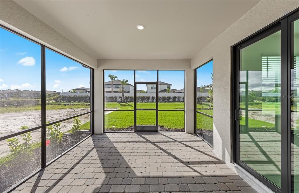 Active With Contract: $339,990 (3 beds, 2 baths, 1662 Square Feet)