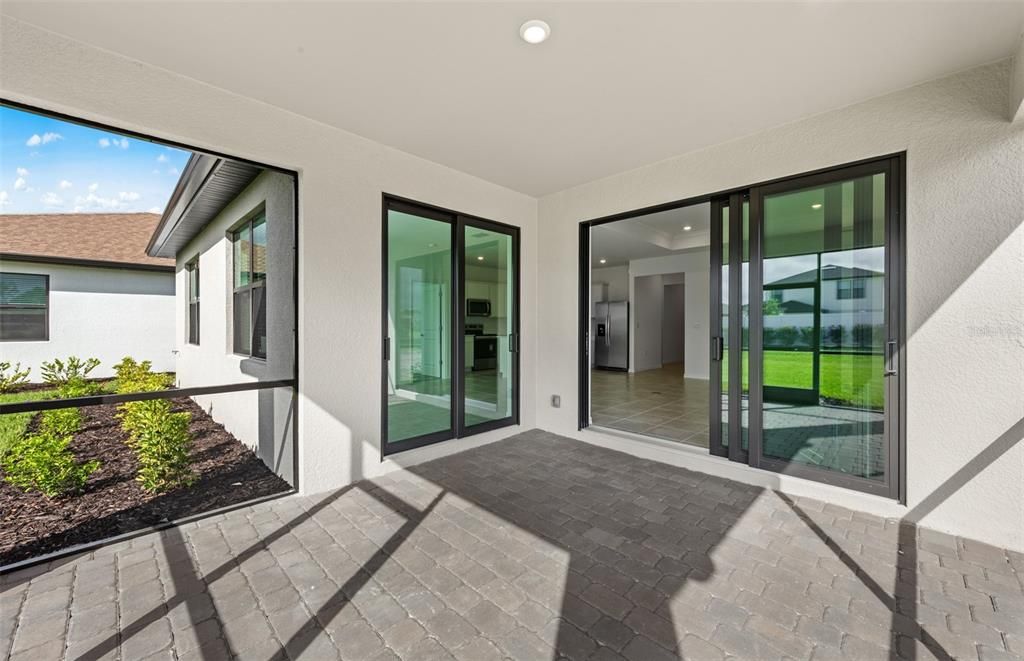 Active With Contract: $339,990 (3 beds, 2 baths, 1662 Square Feet)