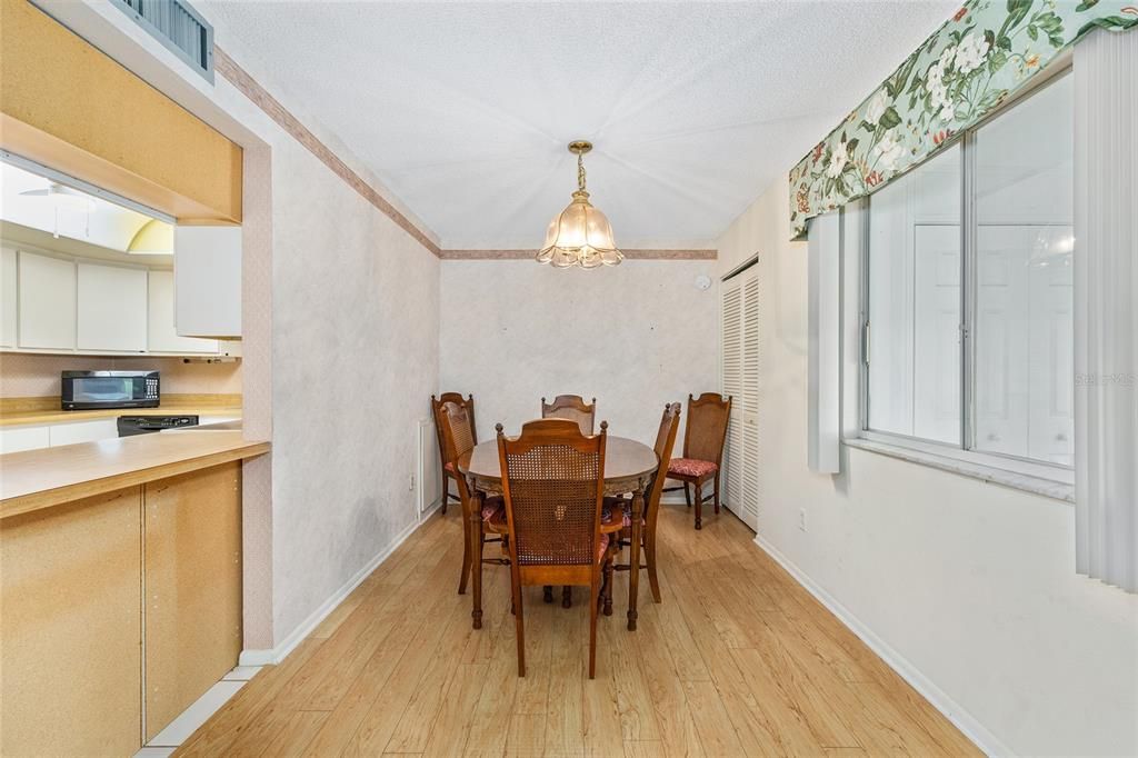 En Venta: $135,000 (2 camas, 2 baños, 1138 Pies cuadrados)