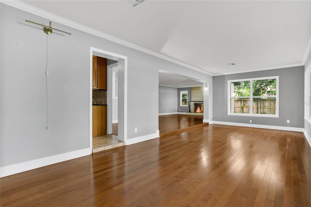 На продажу: $565,000 (3 спален, 3 ванн, 1907 Квадратных фут)