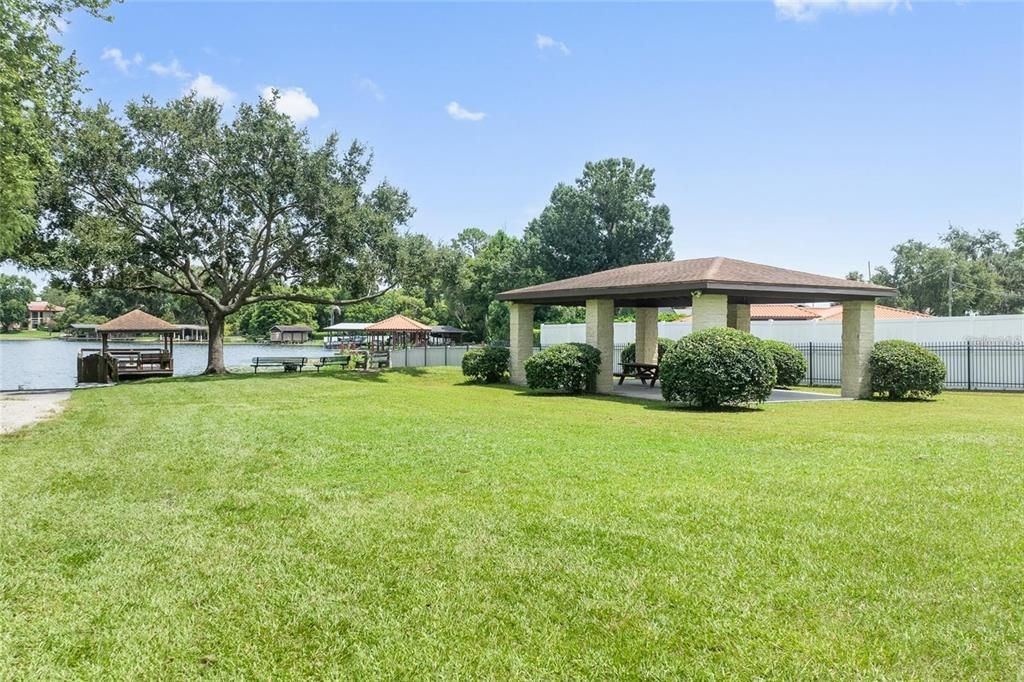 На продажу: $565,000 (3 спален, 3 ванн, 1907 Квадратных фут)