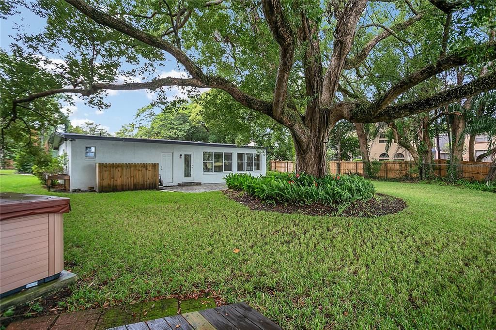 На продажу: $565,000 (3 спален, 3 ванн, 1907 Квадратных фут)