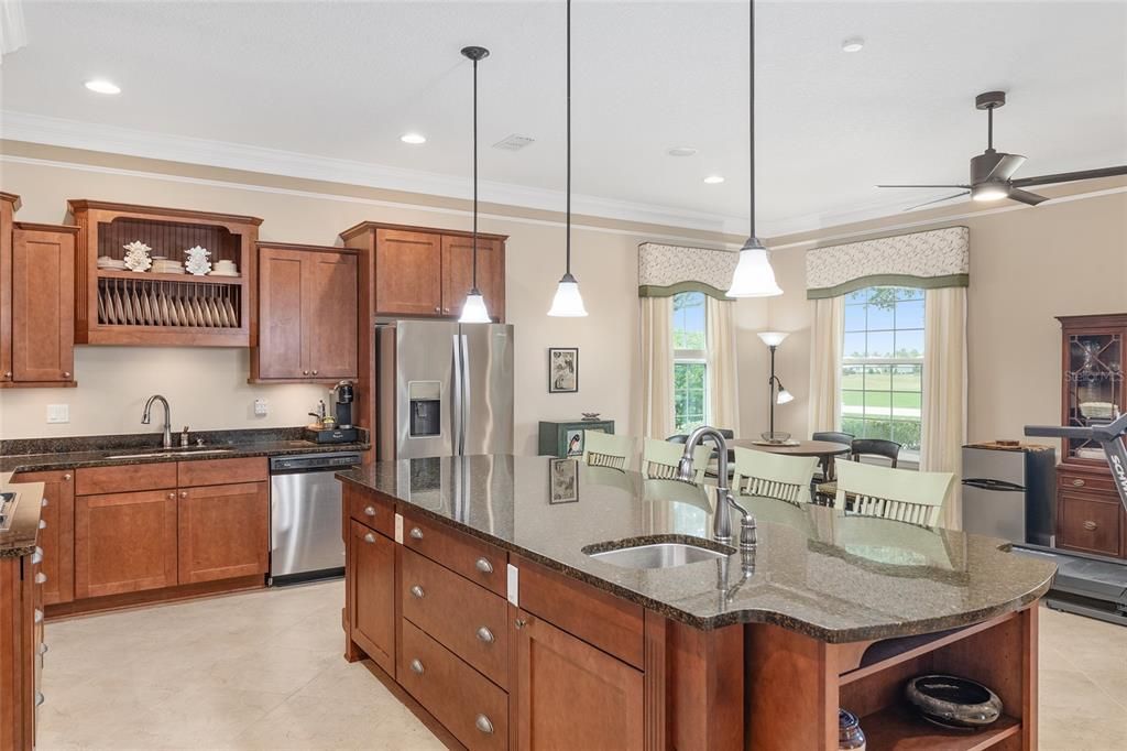 Active With Contract: $499,000 (3 beds, 3 baths, 3371 Square Feet)