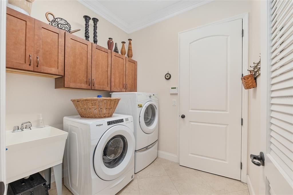 Active With Contract: $499,000 (3 beds, 3 baths, 3371 Square Feet)