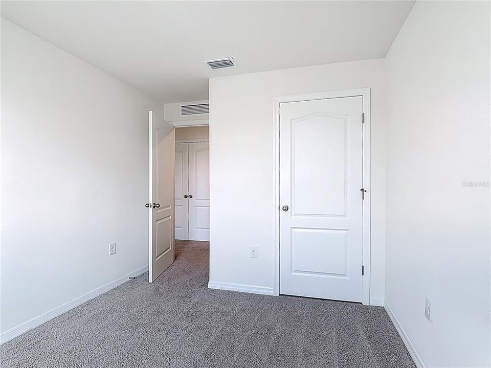 For Rent: $1,900 (3 beds, 2 baths, 1452 Square Feet)