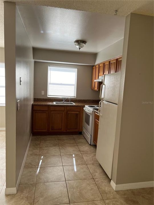 For Rent: $1,150 (1 beds, 1 baths, 450 Square Feet)