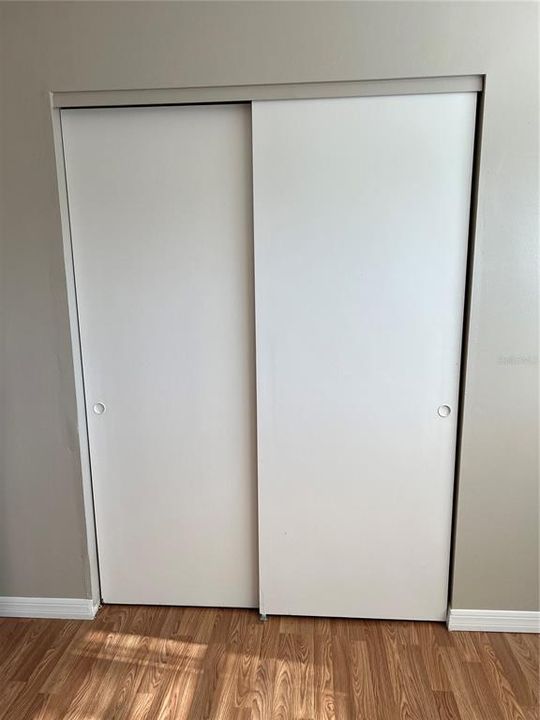 For Rent: $1,150 (1 beds, 1 baths, 450 Square Feet)