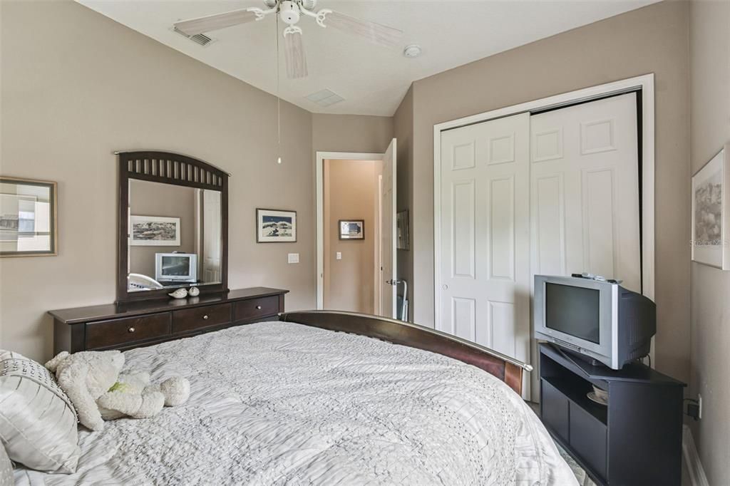 На продажу: $429,000 (2 спален, 2 ванн, 2379 Квадратных фут)