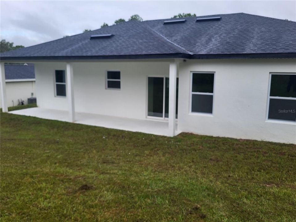 For Rent: $1,725 (3 beds, 2 baths, 1529 Square Feet)