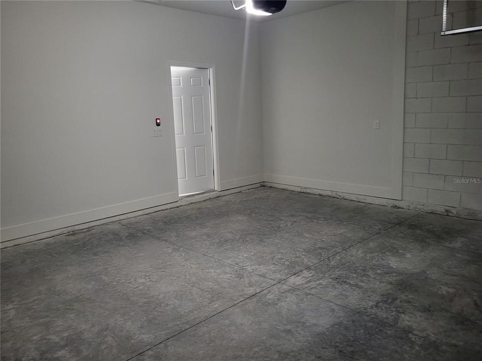For Rent: $1,725 (3 beds, 2 baths, 1529 Square Feet)