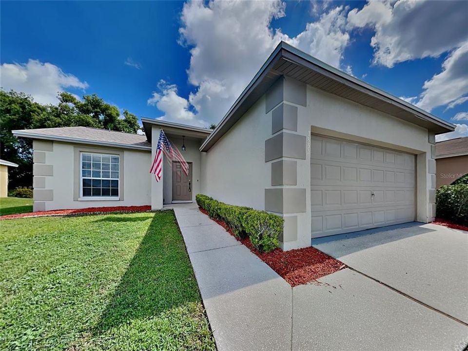 Recently Rented: $1,699 (3 beds, 2 baths, 1128 Square Feet)